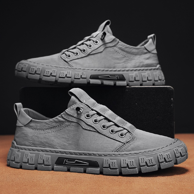 Highland Premium Sneakers