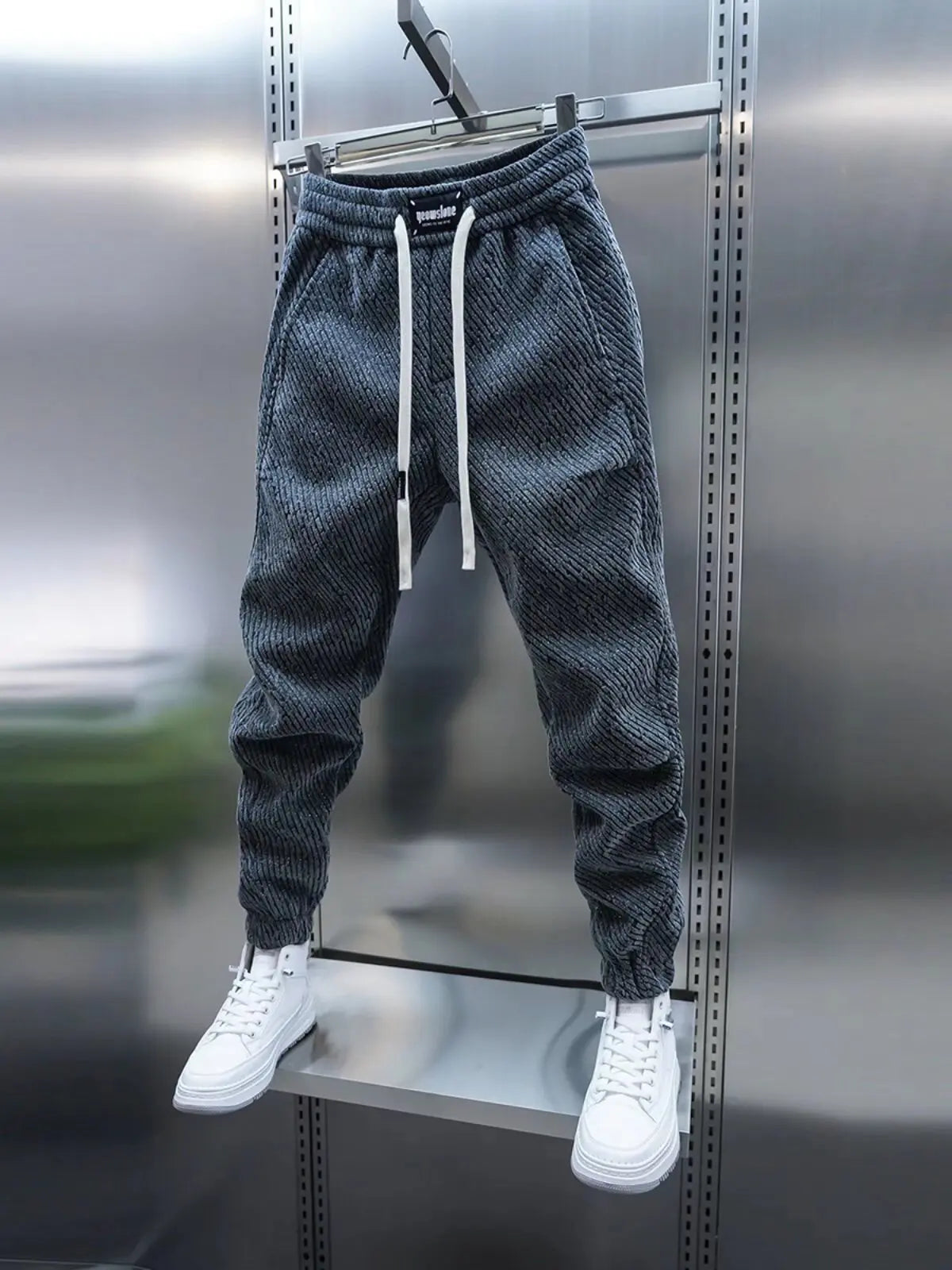 Hayes & Hollow Tapered Jogger